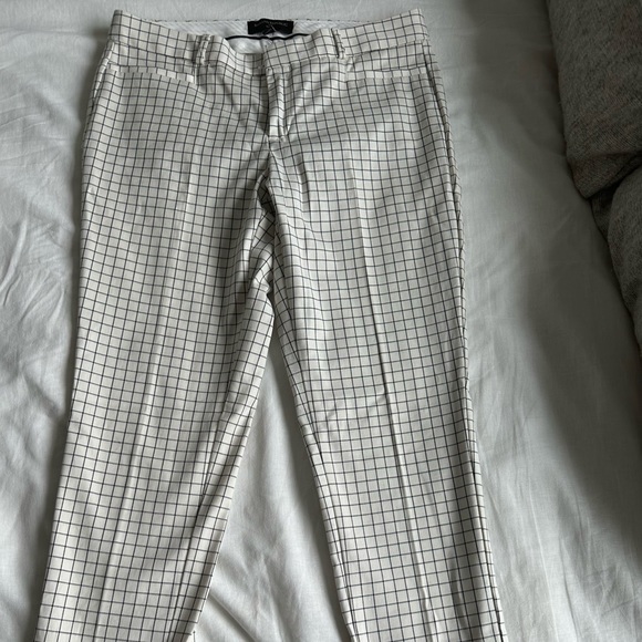 Banana Republic Pants - Banana Republic Sloan Fit Pants size 4